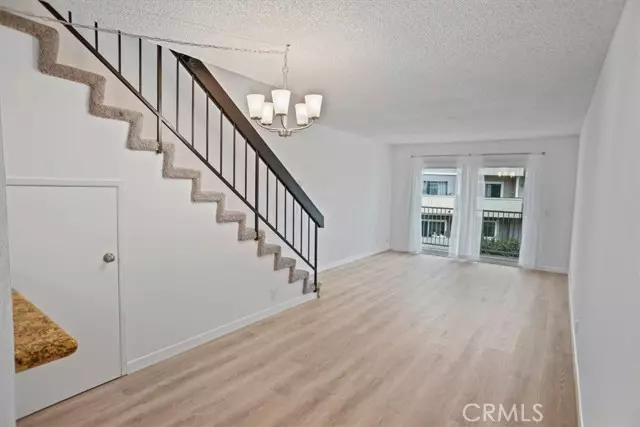 300 E Surfside DR, Port Hueneme, CA 93041