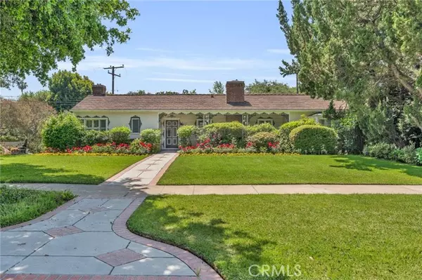 San Marino, CA 91108,2394 Sherwood RD