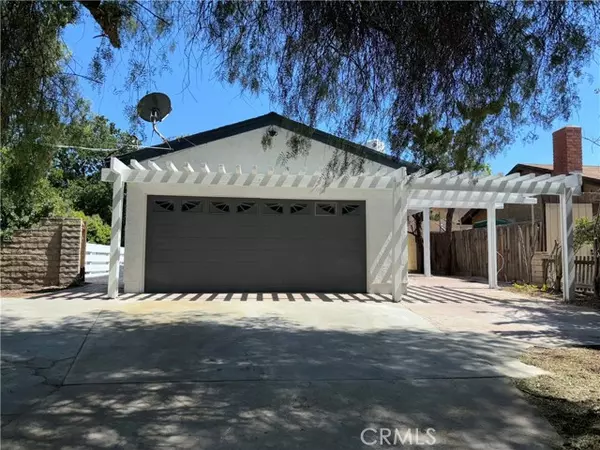 23024 Oak ST, Newhall, CA 91321