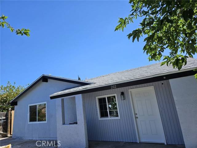 202 22nd AVE, Delano, CA 93215