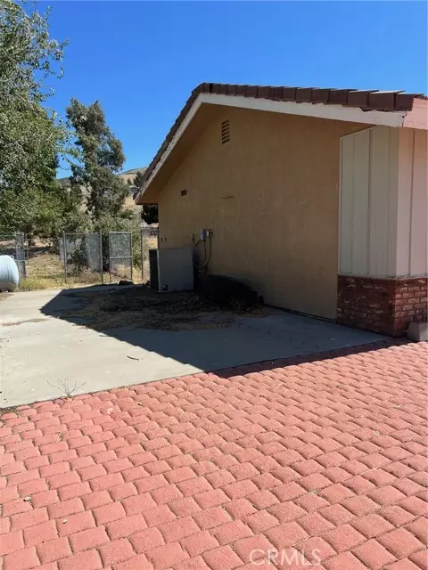 Leona Valley, CA 93551,40230 97th ST