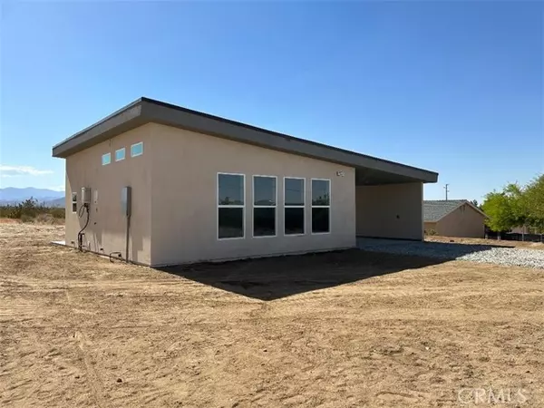 7374 Olympic RD, Joshua Tree, CA 92252