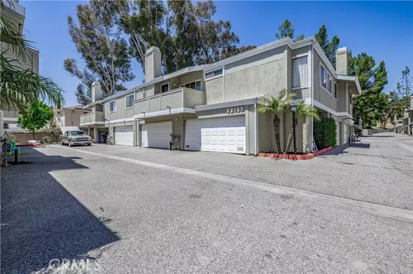 22137 Burbank BLD 7, Woodland Hills, CA 91367