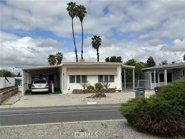 711 S Palm AVE, Hemet, CA 92543