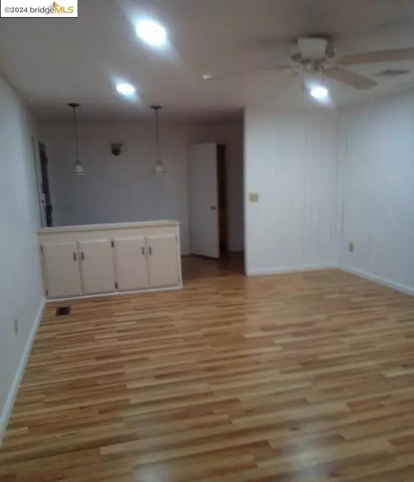 Brentwood, CA 94513,3660 Walnut Blvd 65