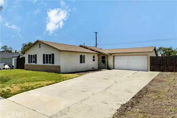 2325 Mountain AVE, Pomona, CA 91767