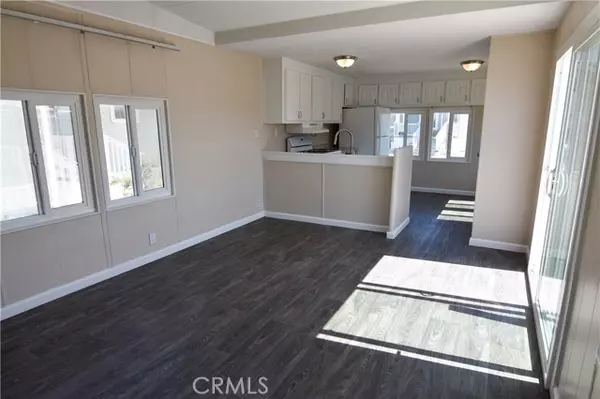 Pacifica, CA 94044,233 Second AVE 32