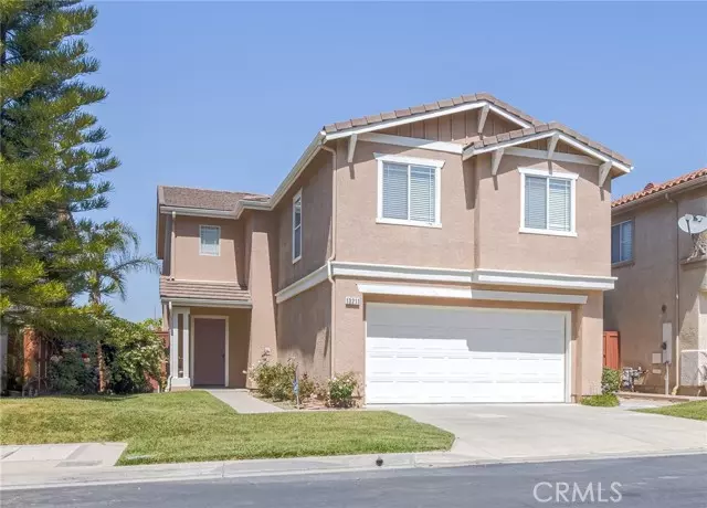 Sylmar, CA 91342,13211 La Tierra WAY