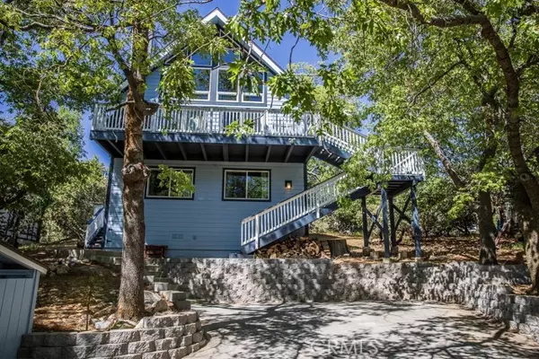 1216 Yosemite DR, Lake Arrowhead, CA 92352