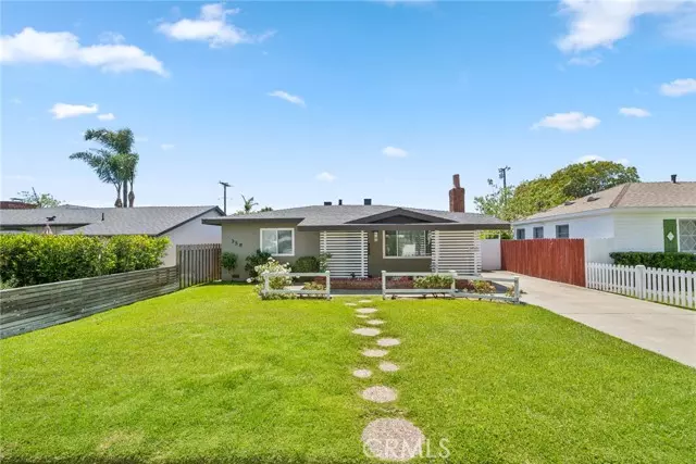 359 Flower ST, Costa Mesa, CA 92627