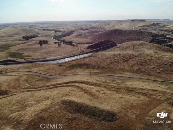 5 Acre Lot Summit Crest LN, Clovis, CA 93619