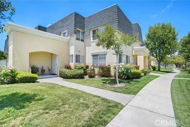 19216 Hamlin ST 1, Reseda, CA 91335