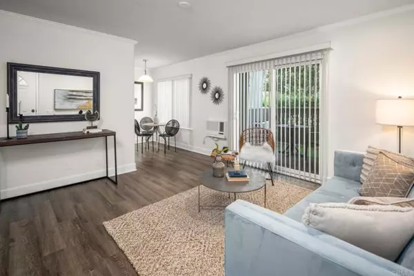 La Jolla, CA 92037,8581 Villa La Jolla DR N