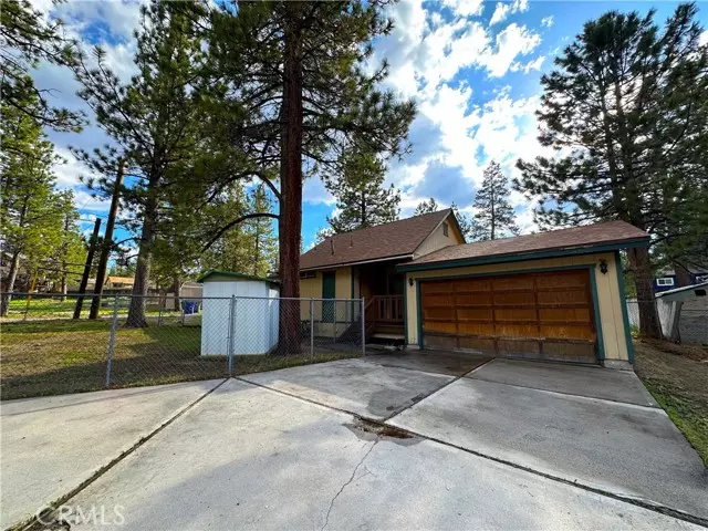 40074 Trail Of The Whispering, Big Bear Lake, CA 92315