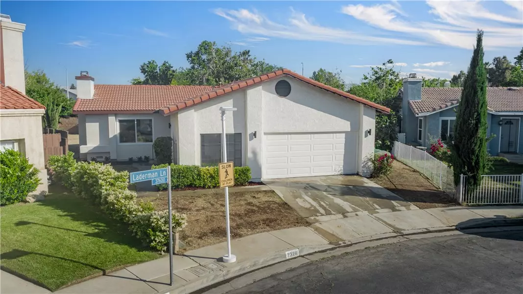 2326 Scott AVE, Palmdale, CA 93550