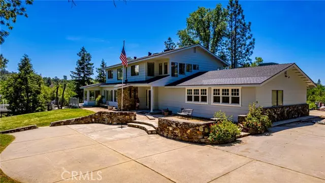 55010 Kowana LN, North Fork, CA 93643