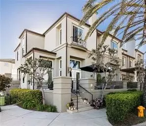 Huntington Beach, CA 92648,19281 Surf DR