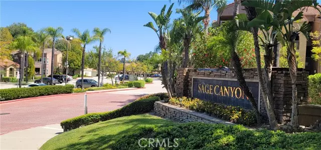 2425 Del Mar WAY 202, Corona, CA 92882