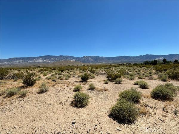 0 Valinda ST, Lucerne Valley, CA 92356