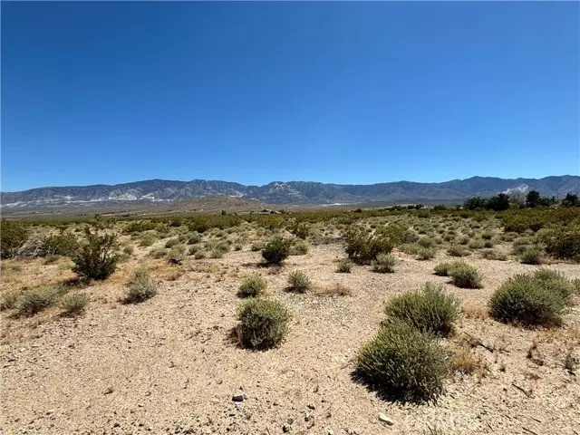 0 Valinda ST, Lucerne Valley, CA 92356