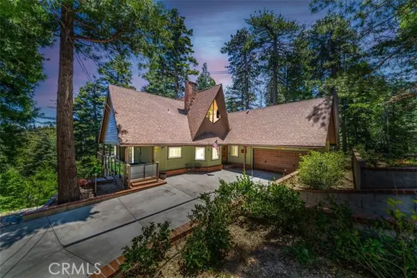 Lake Arrowhead, CA 92352,733 Crest Estates DR