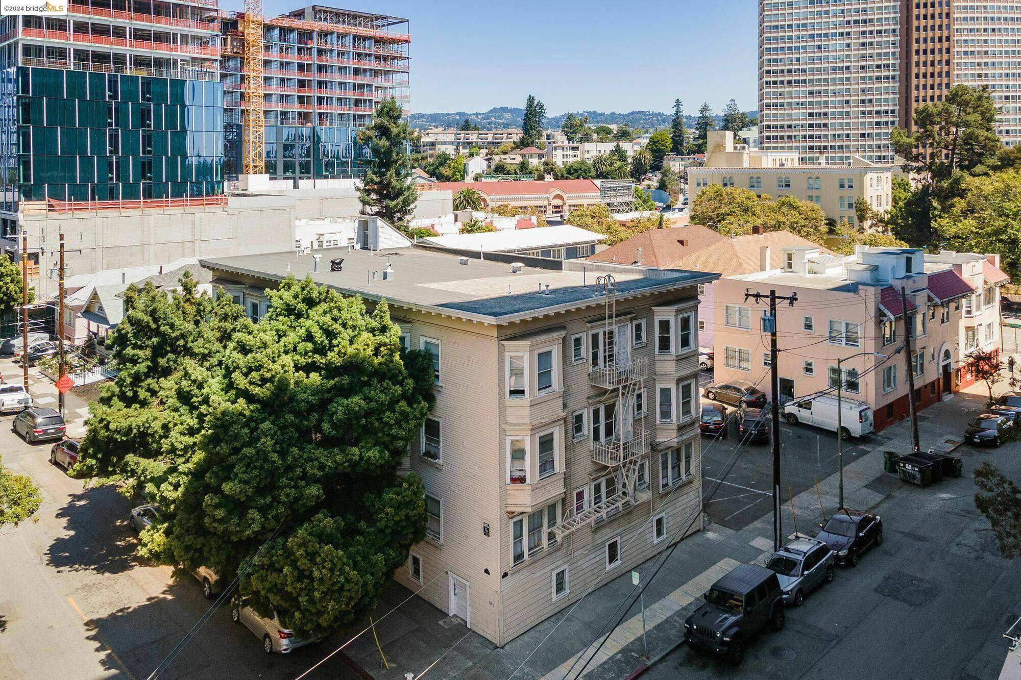 2306 Waverly St, Oakland, CA 94612