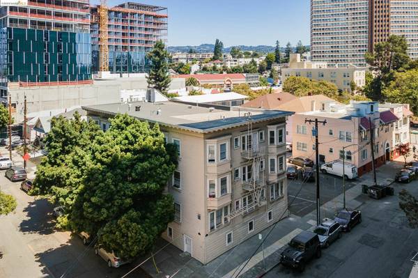 2306 Waverly St, Oakland, CA 94612