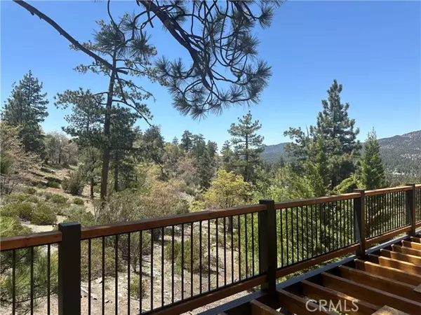 Big Bear Lake, CA 92315,324 Starlight CIR