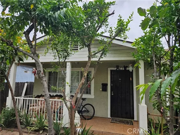 519 E Walnut ST, Santa Ana, CA 92701