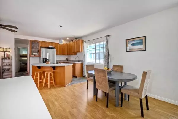 Encinitas, CA 92024,155 W Jason ST 6
