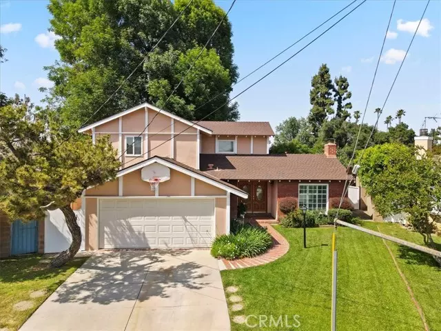 6722 Bianca AVE, Lake Balboa, CA 91406