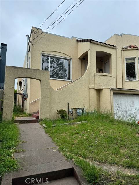2123 High ST, Oakland, CA 94601