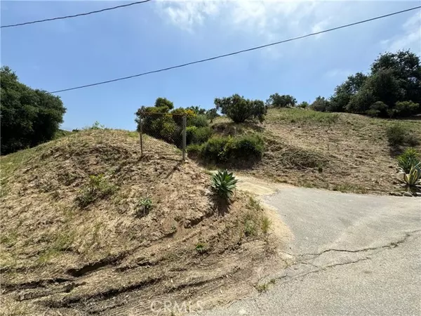 Tujunga, CA 91042,2 Redmont