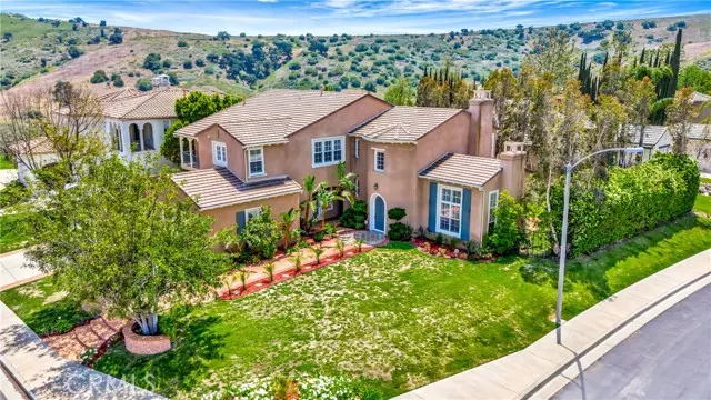 Calabasas, CA 91302,5711 Lyon CT