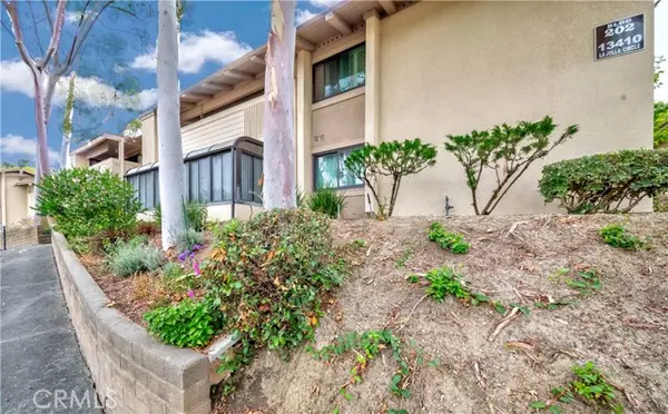 La Mirada, CA 90638,13410 La Jolla CIR E