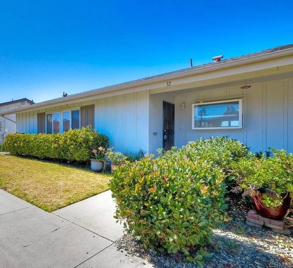 3660 Vista Campana N 32, Oceanside, CA 92057