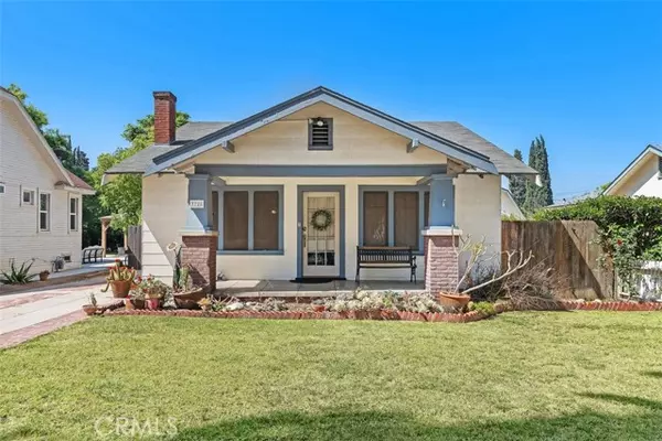 Riverside, CA 92506,3728 Oakwood PL