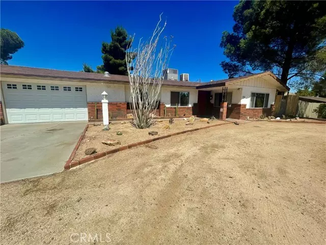 7790 Fox TRL, Yucca Valley, CA 92284