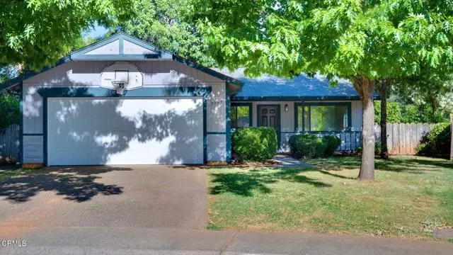 3995 Sunwood DR, Redding, CA 96002