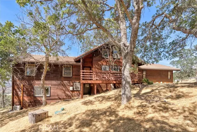 41345 Lilley Mountain DR, Coarsegold, CA 93614