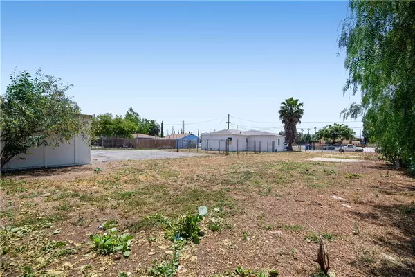 Riverside, CA 92505,11051 Whitford AVE