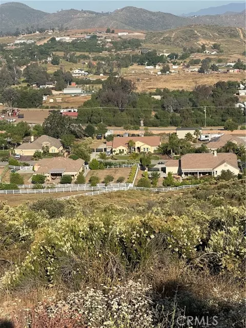 0 Wickerd RD, Menifee, CA 92584