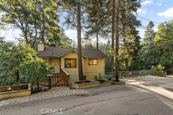 707 Virginia CT, Lake Arrowhead, CA 92352