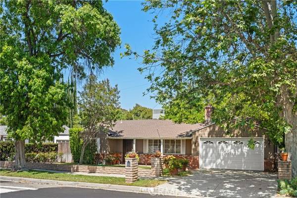 5166 Woodley AVE, Encino, CA 91436