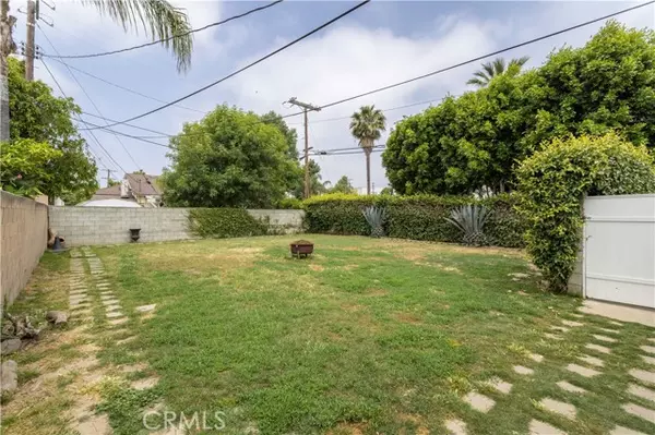 Van Nuys, CA 91406,16746 Covello ST