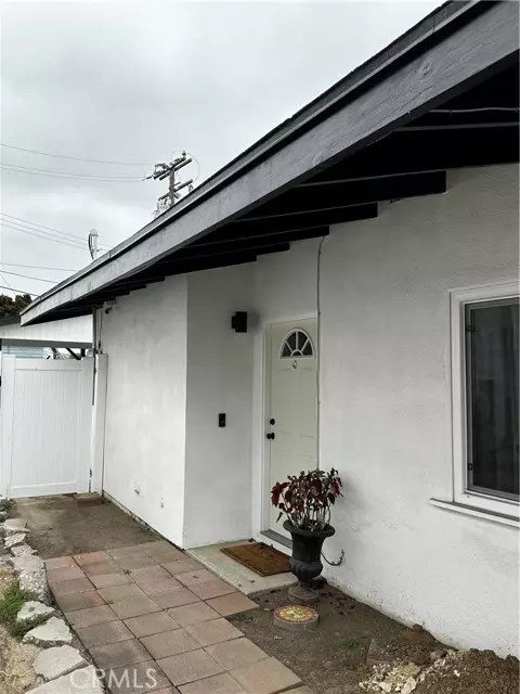 La Mirada, CA 90638,15556 Talbot DR