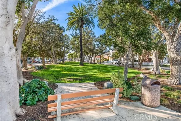 Newport Beach, CA 92661,326 L ST