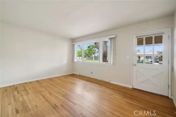 Costa Mesa, CA 92627,290 Walnut ST