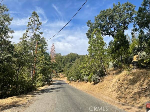 59479 Cascadel DR, North Fork, CA 93643