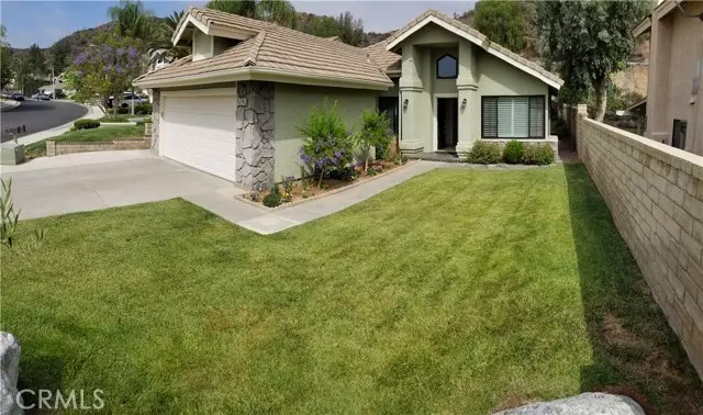 28065 Kenton LN, Saugus, CA 91350